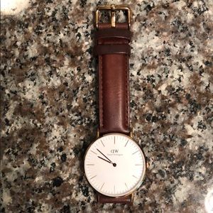Daniel Wellington Classic St. Mawes Leather Watch